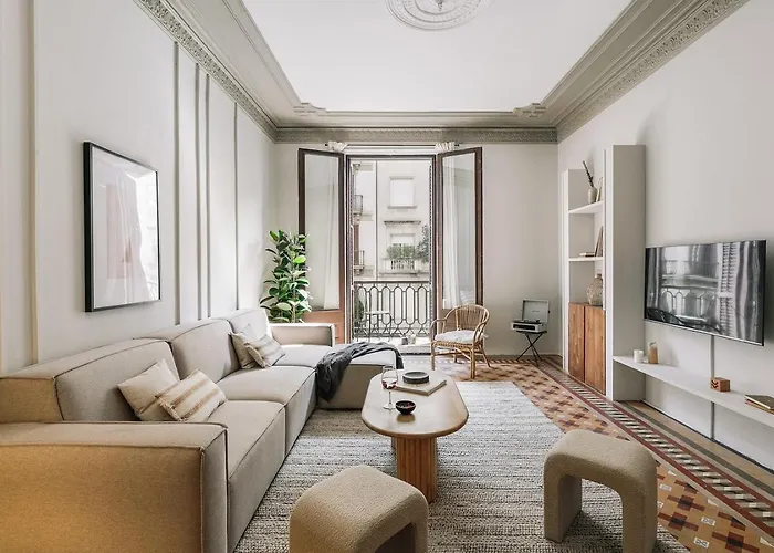 Albori - 2 Bedrooms And Balcony In Eixample Dreta Apartment Barcelona