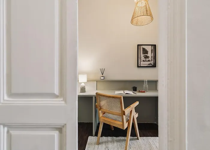 Albori - 2 Bedrooms And Balcony In Eixample Dreta * Barcelona