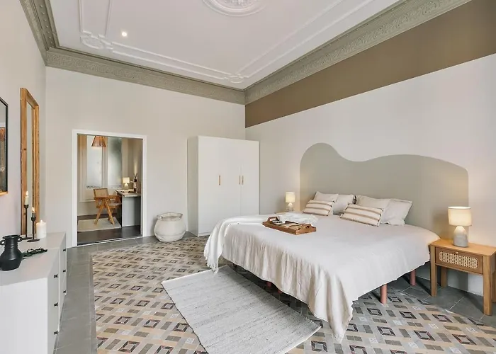 Albori - 2 Bedrooms And Balcony In Eixample Dreta Apartment *