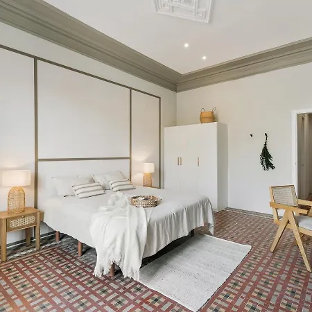 Albori - 2 Bedrooms And Balcony In Eixample Dreta Appartement