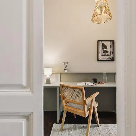 Albori - 2 Bedrooms And Balcony In Eixample Dreta * Barcelona
